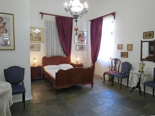 Fanivevisgarden Folégandros